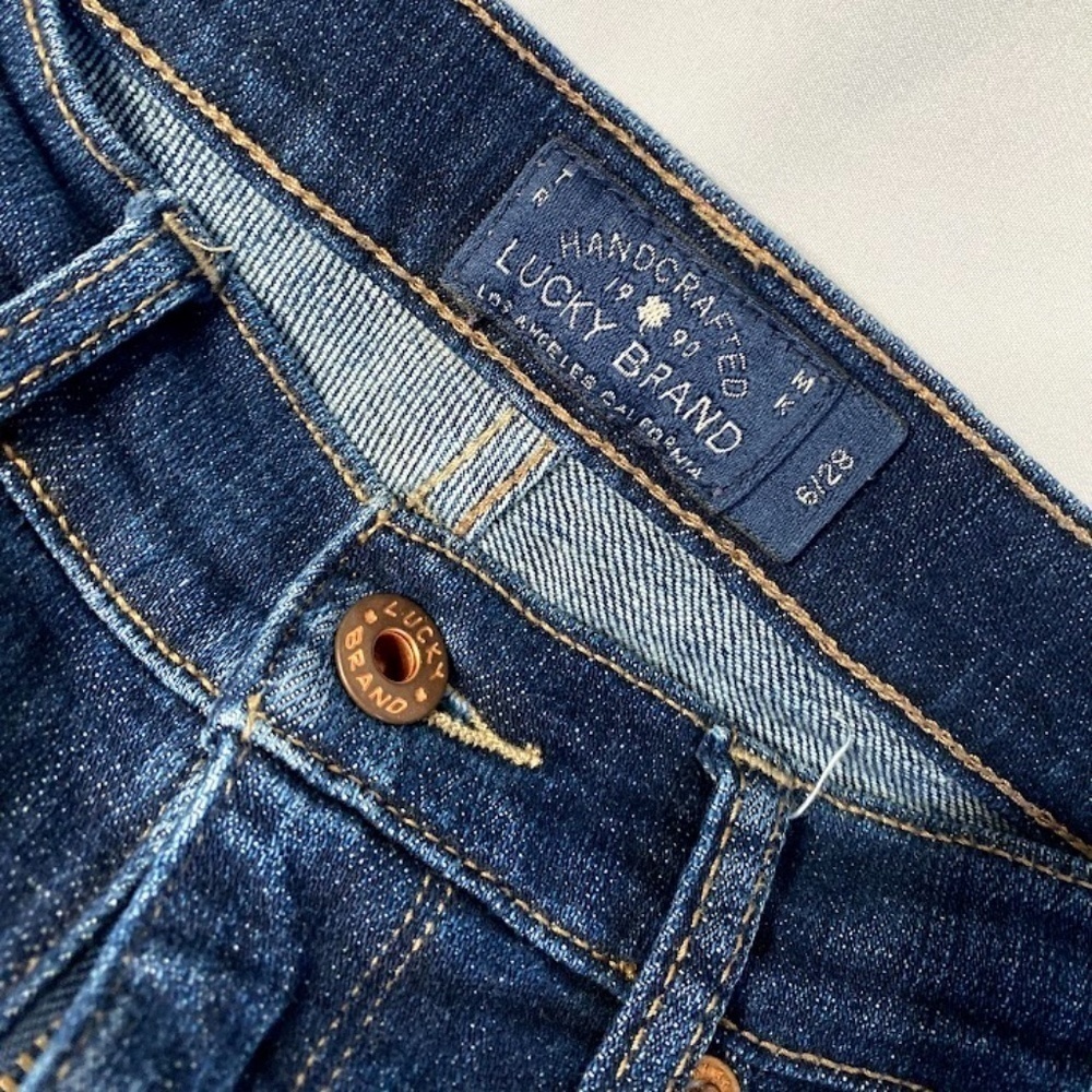 Lucky Brand Women’s Sweet Crop Jeans Size 6/28 - Picture 3 of 10